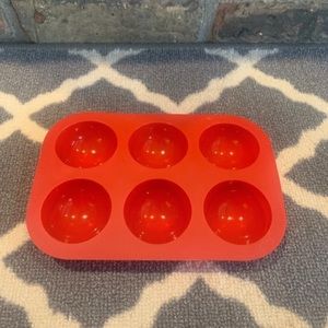 Silicone mold for hot chocolate bombs